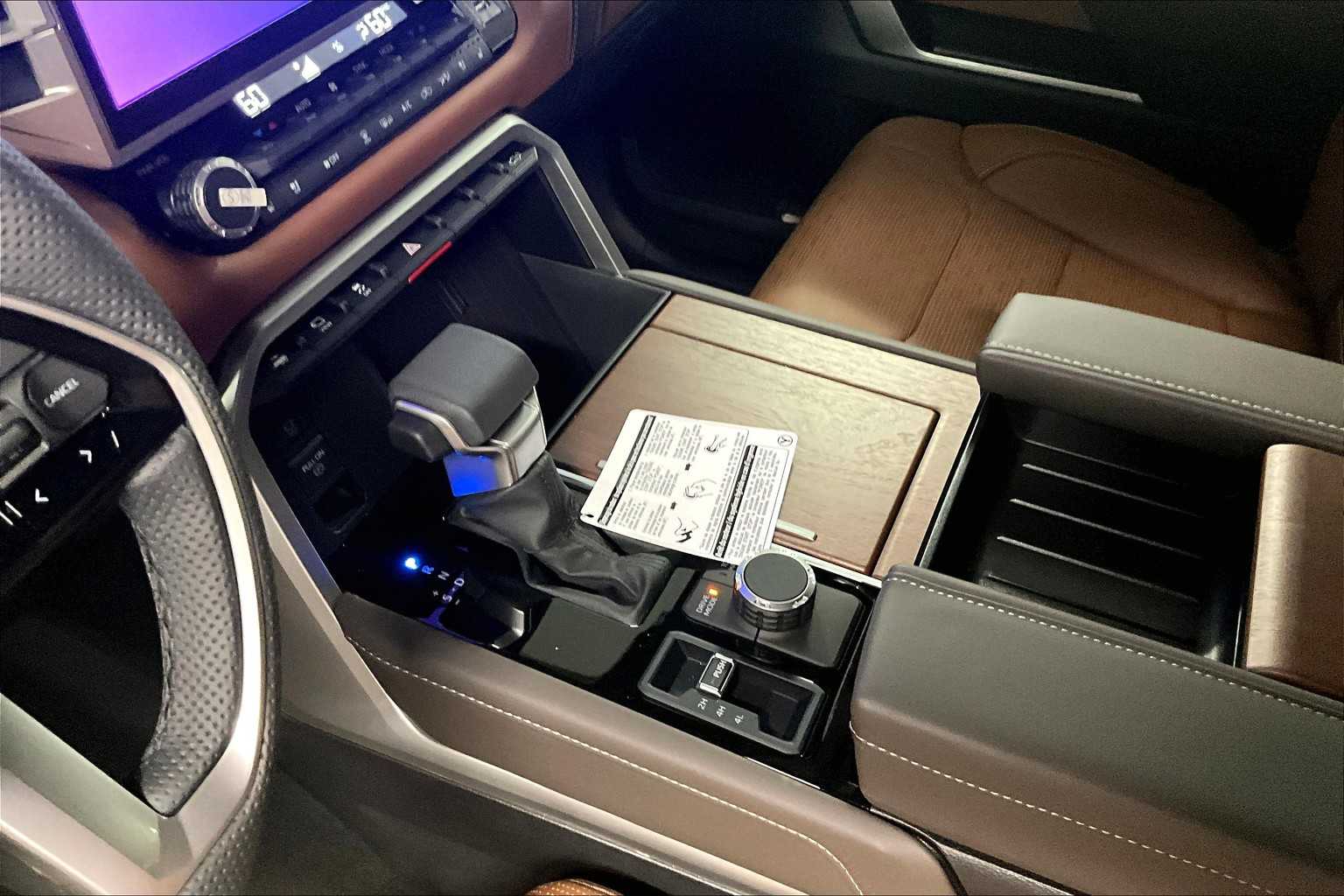 2025 Toyota Tundra 1794 Edition Hybrid - Photo 14