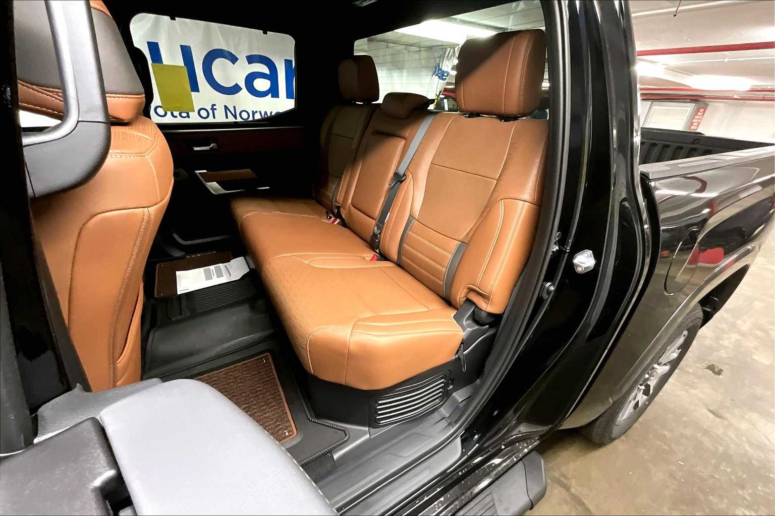 2025 Toyota Tundra 1794 Edition Hybrid - Photo 15