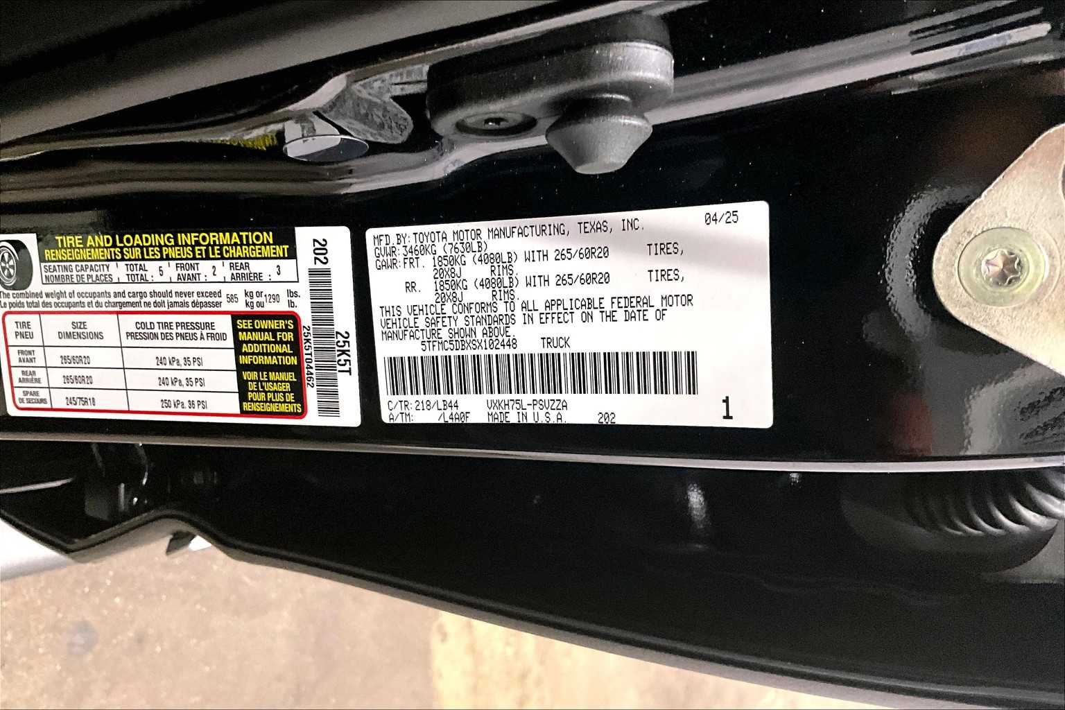 2025 Toyota Tundra 1794 Edition Hybrid - Photo 17