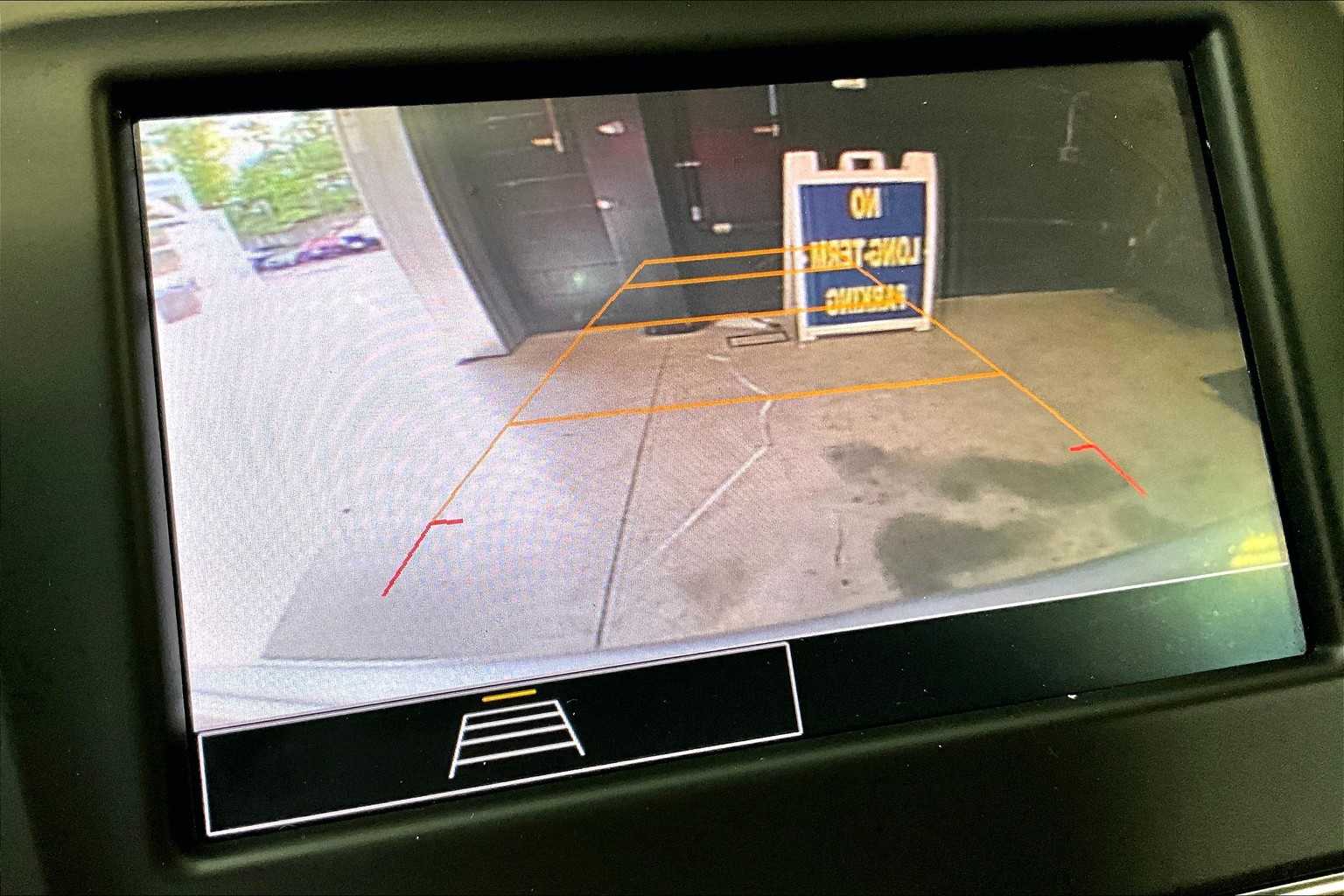2022 Chevrolet Equinox LS - Photo 20