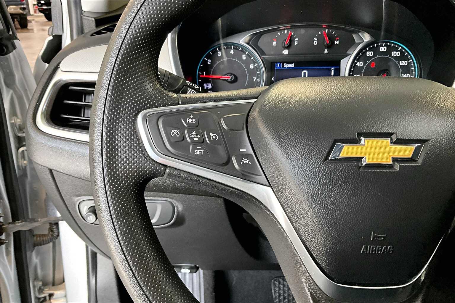2022 Chevrolet Equinox LS - Photo 24