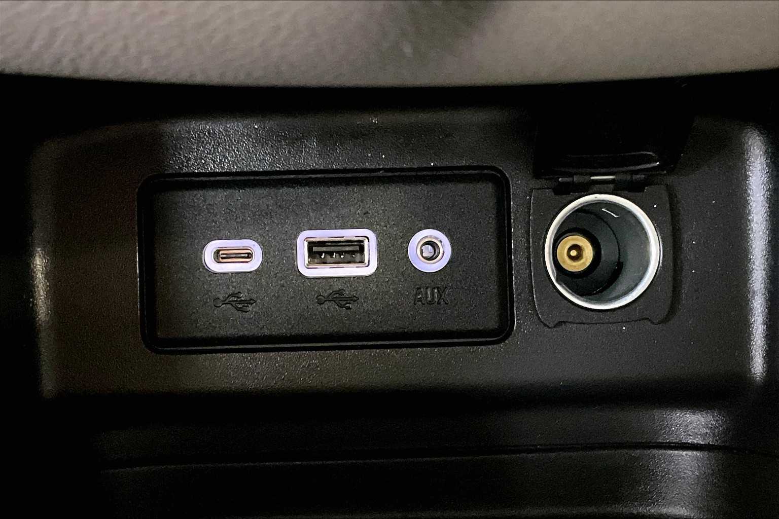 2022 Chevrolet Equinox LS - Photo 27