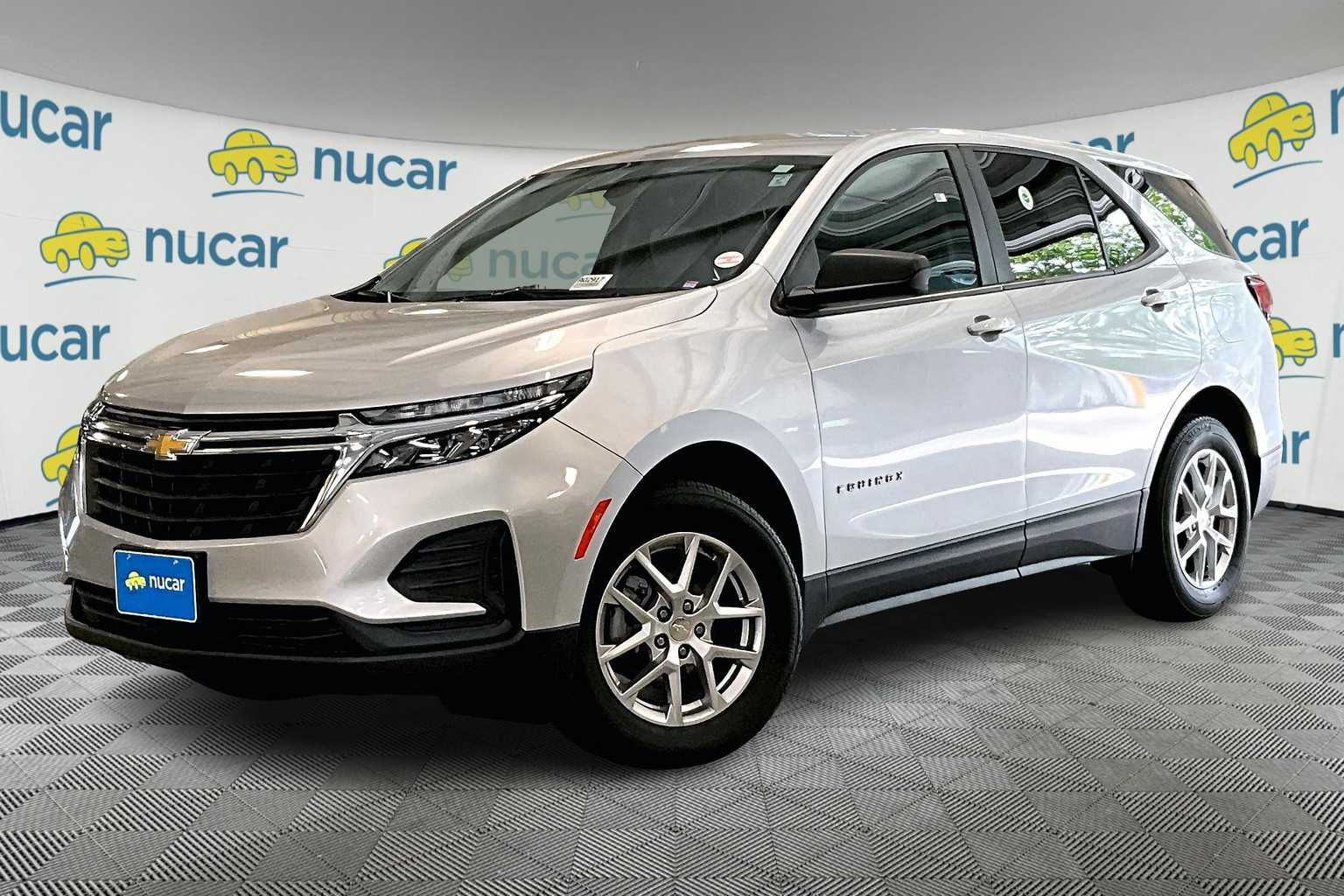 2022 Chevrolet Equinox LS - Photo 3