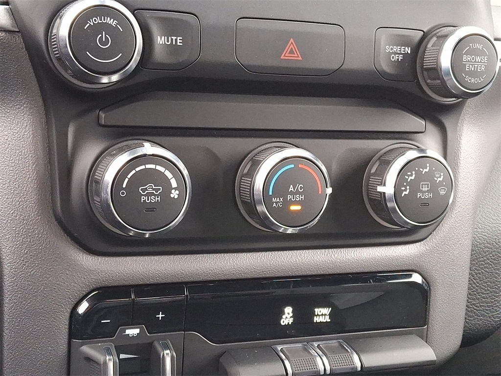 2024 Ram 2500 Big Horn - Photo 17