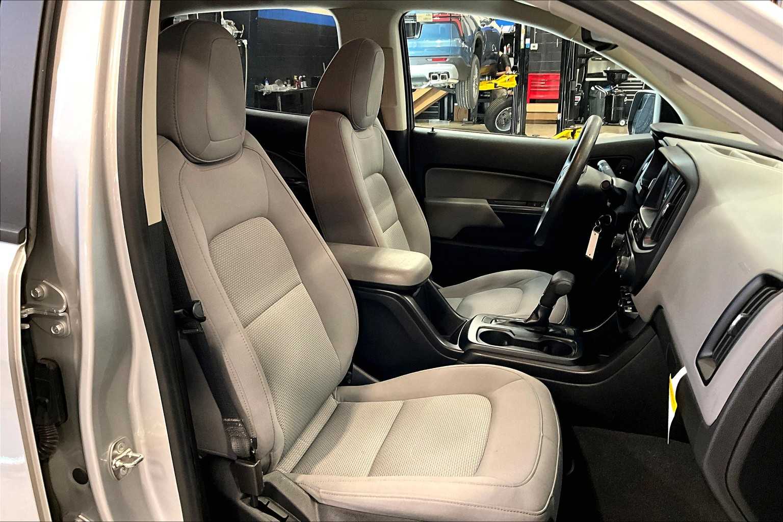 2019 Chevrolet Colorado 4WD Work Truck - Photo 11