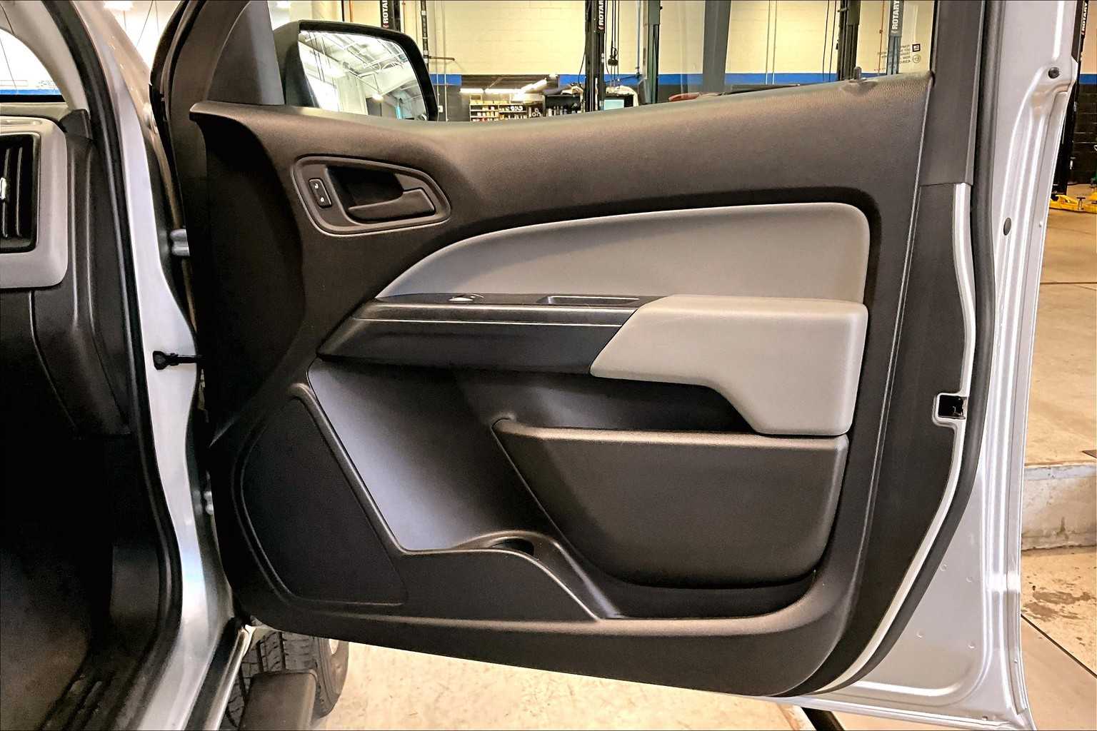 2019 Chevrolet Colorado 4WD Work Truck - Photo 12