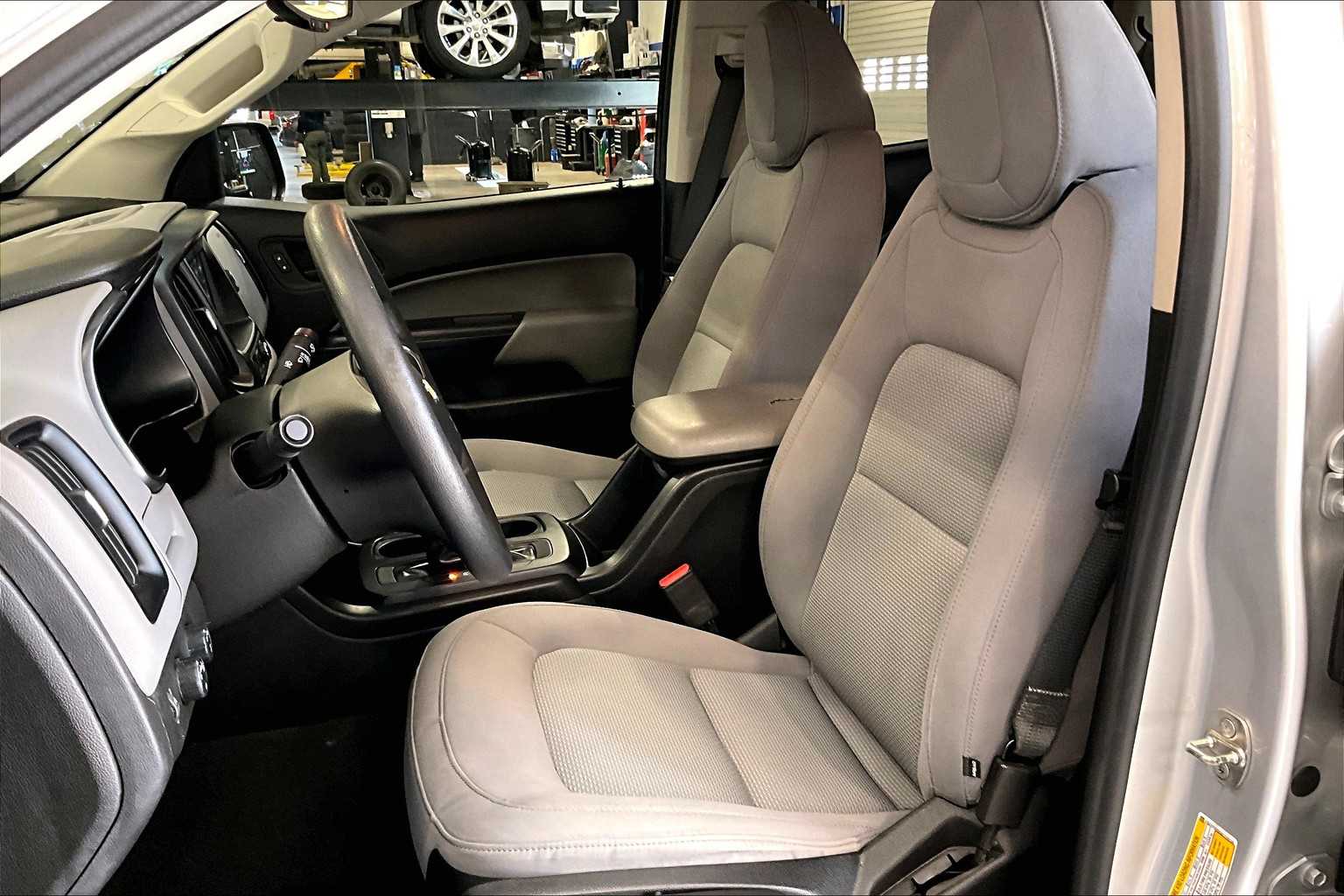 2019 Chevrolet Colorado 4WD Work Truck - Photo 10