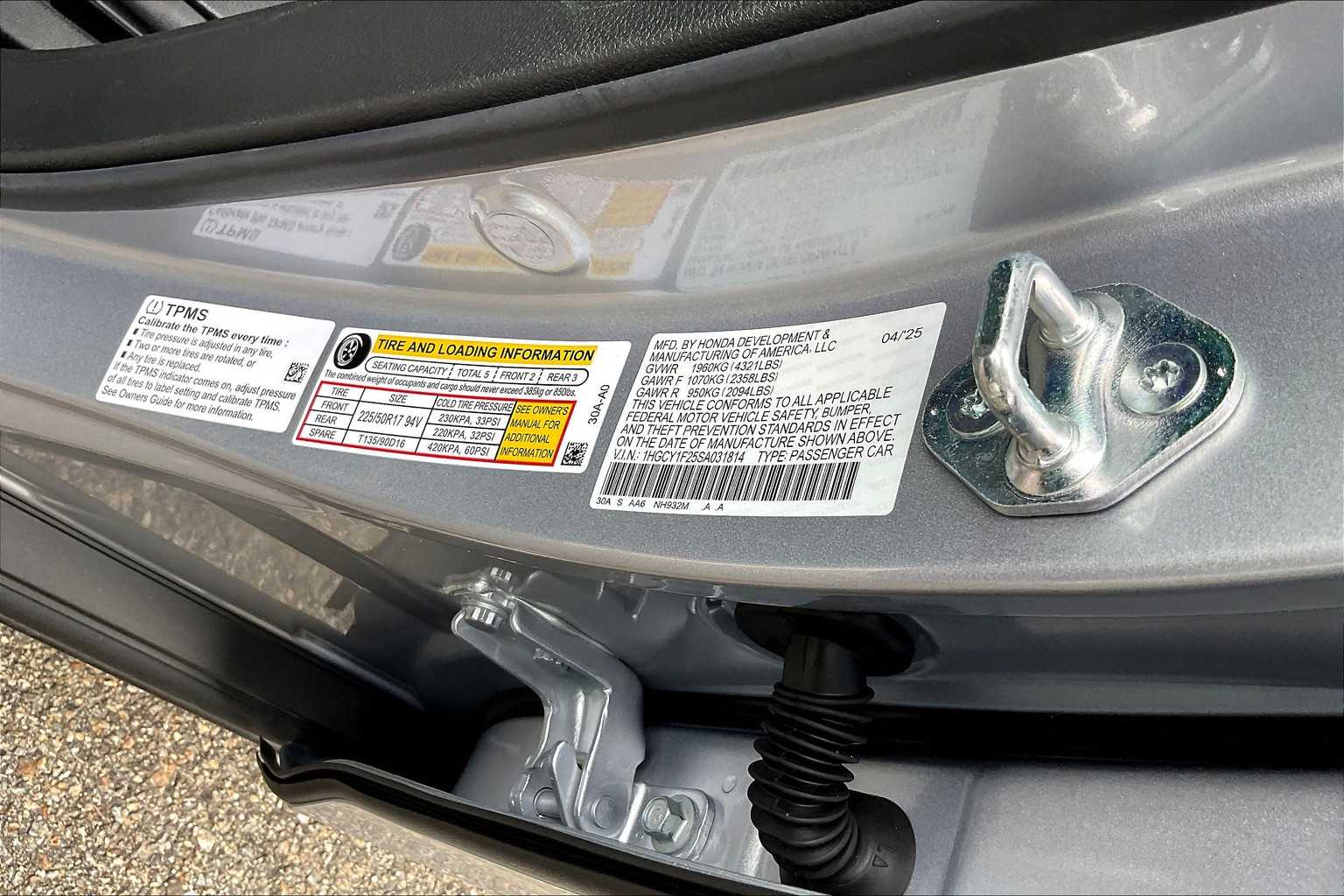 2025 Honda Accord LX - Photo 18