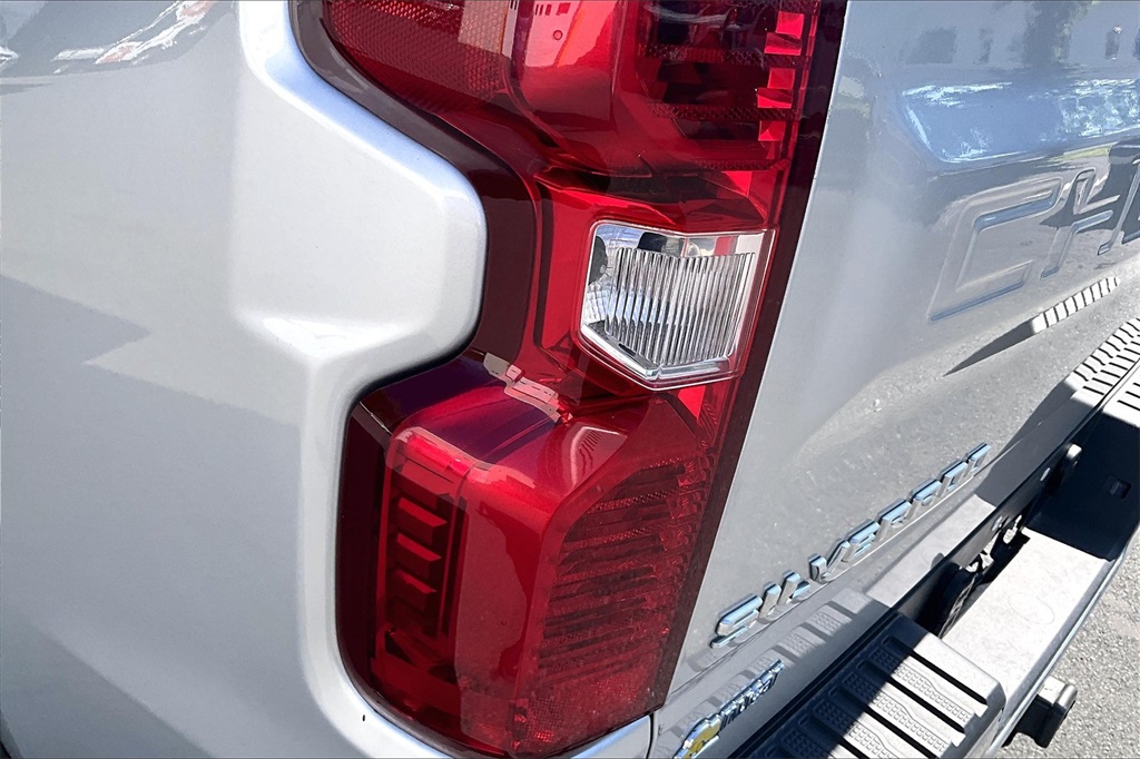 2022 Chevrolet Silverado 1500 LTD LT - Photo 32