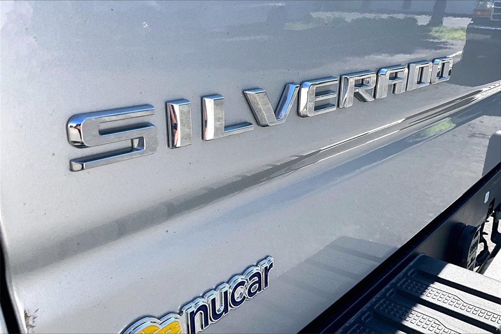 2022 Chevrolet Silverado 1500 LTD LT - Photo 8