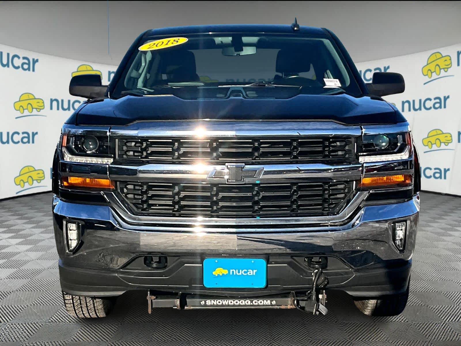 2018 Chevrolet Silverado 1500 LT - Photo 2