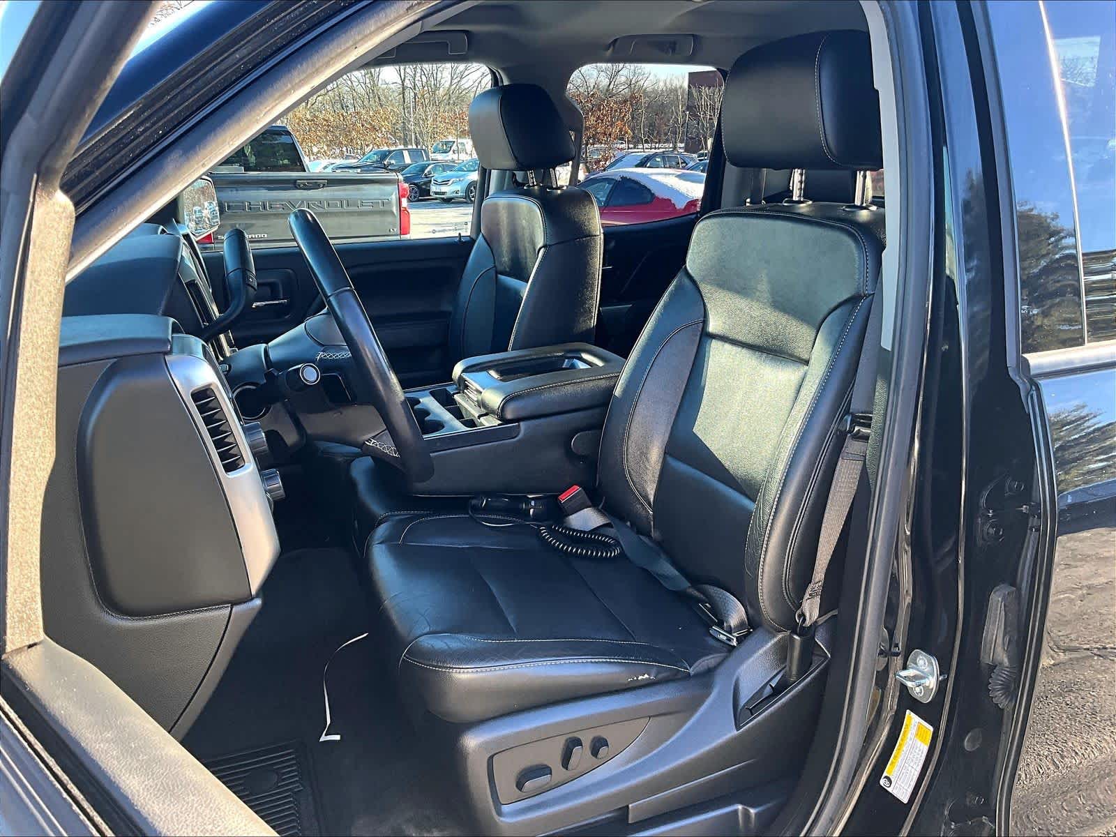 2018 Chevrolet Silverado 1500 LT - Photo 10