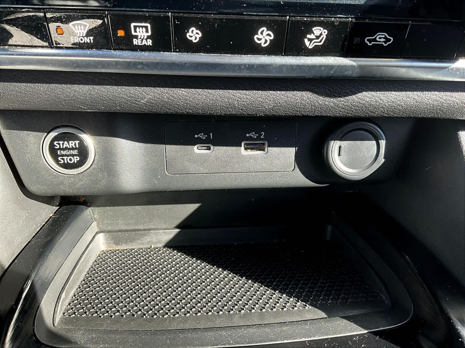 2021 Nissan Rogue SV - Photo 25