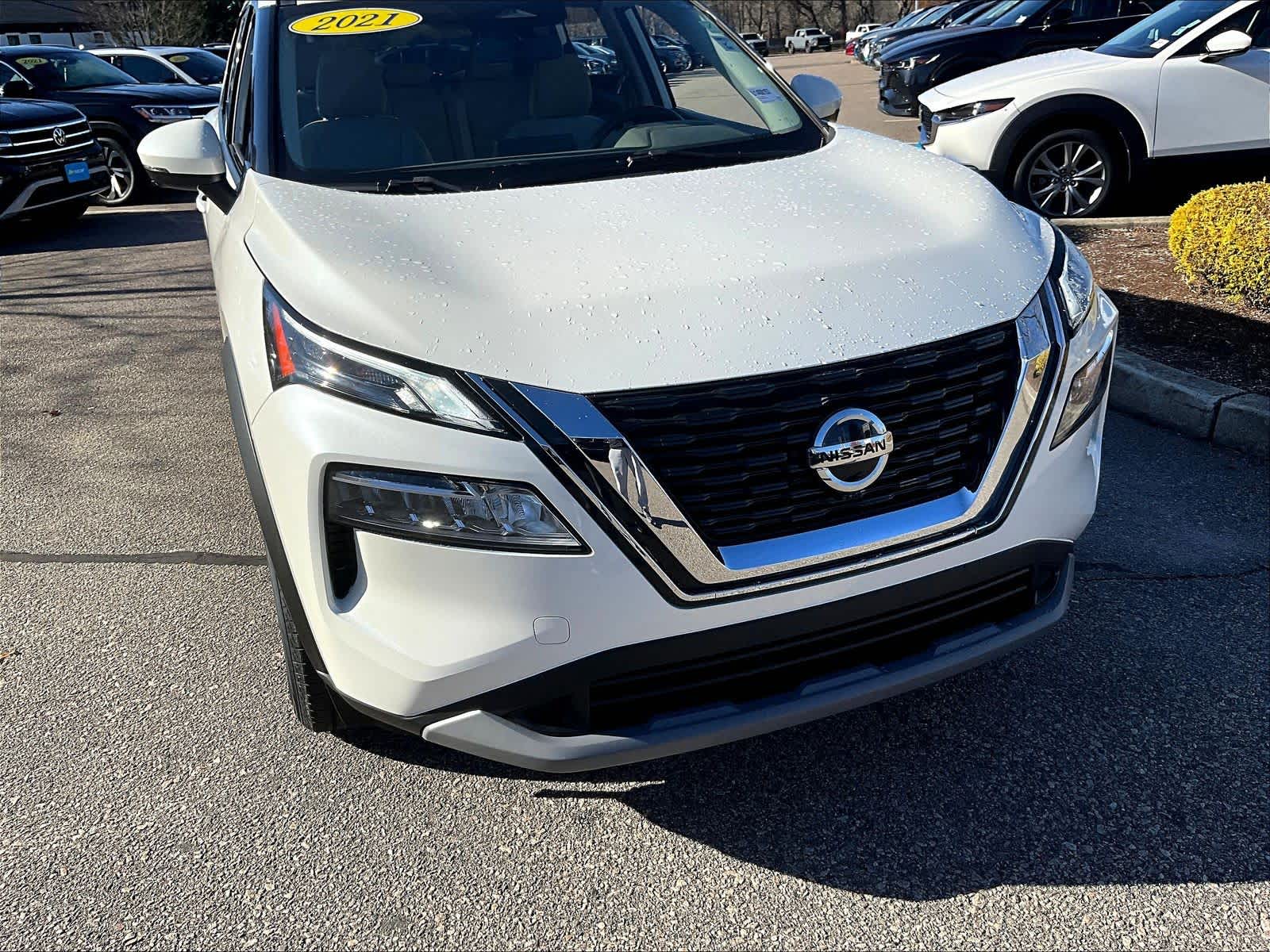 2021 Nissan Rogue SV - Photo 30