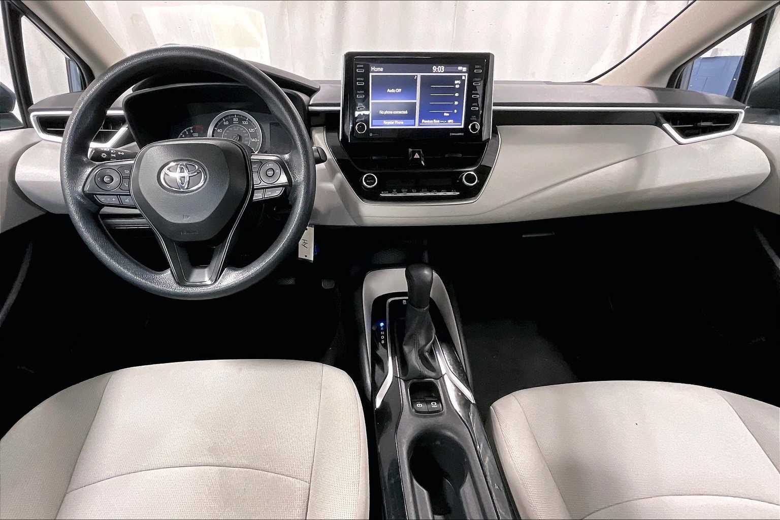 2021 Toyota Corolla LE - Photo 21