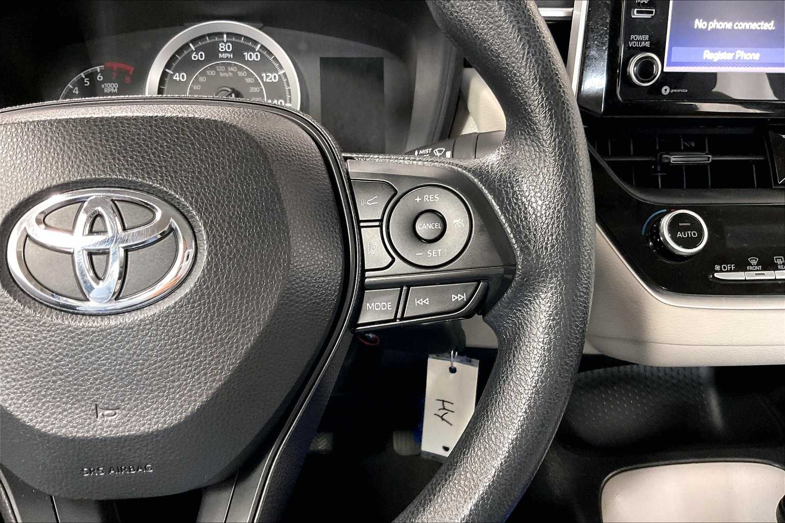 2021 Toyota Corolla LE - Photo 23