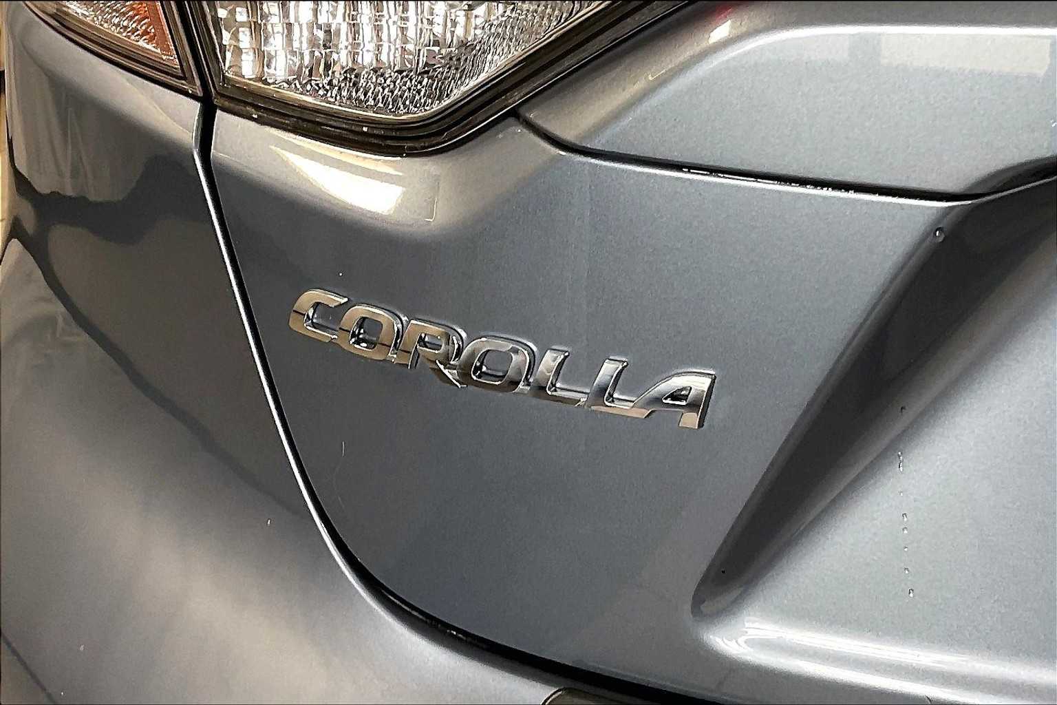 2021 Toyota Corolla LE - Photo 27