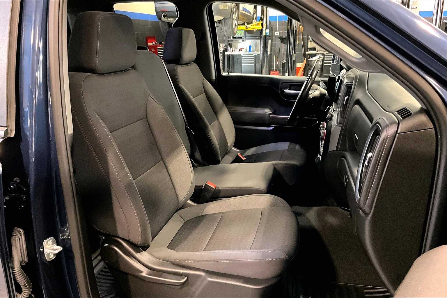 2022 Chevrolet Silverado 1500 LTD LT - Photo 11