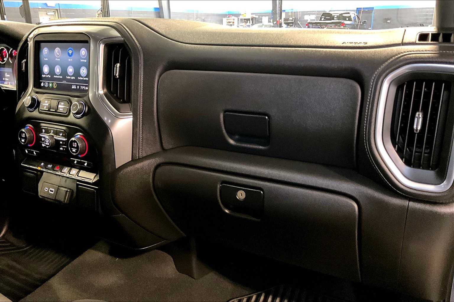 2022 Chevrolet Silverado 1500 LTD LT - Photo 13
