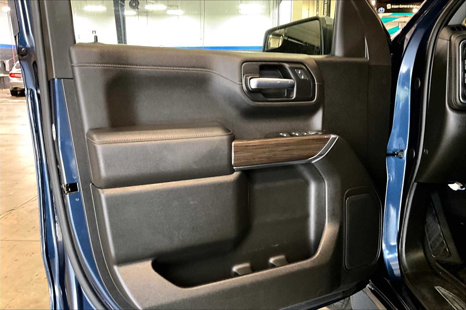 2022 Chevrolet Silverado 1500 LTD LT - Photo 9