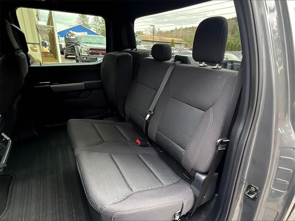 2025 Ford F-150 XLT - Photo 11