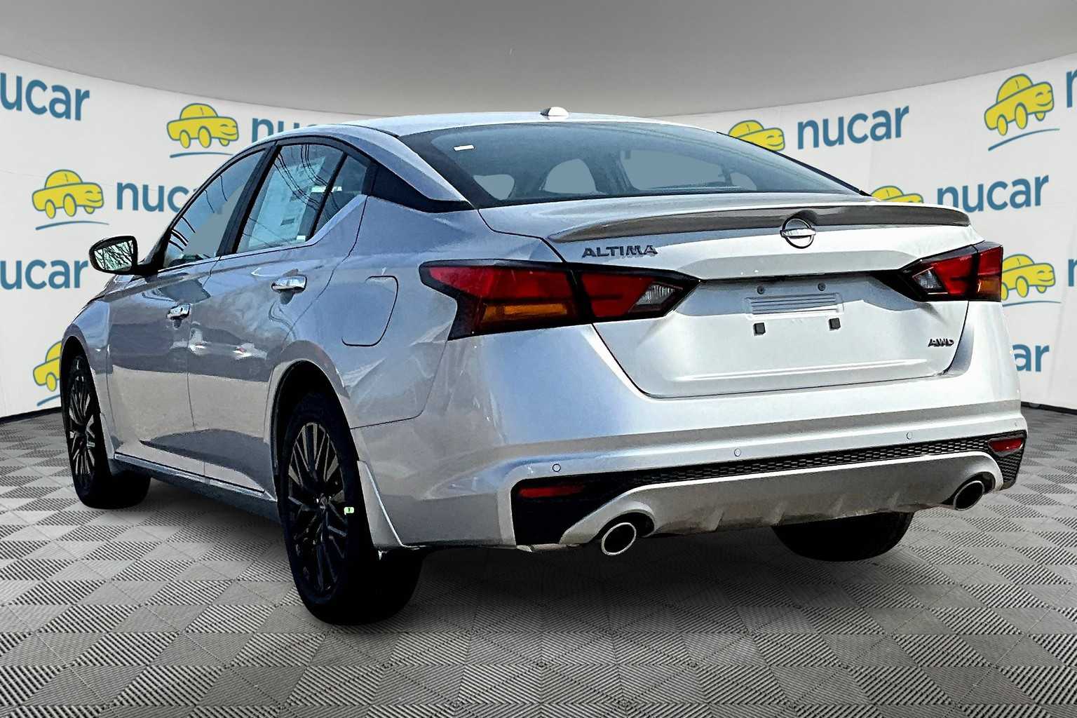 2025 Nissan Altima SV - Photo 5