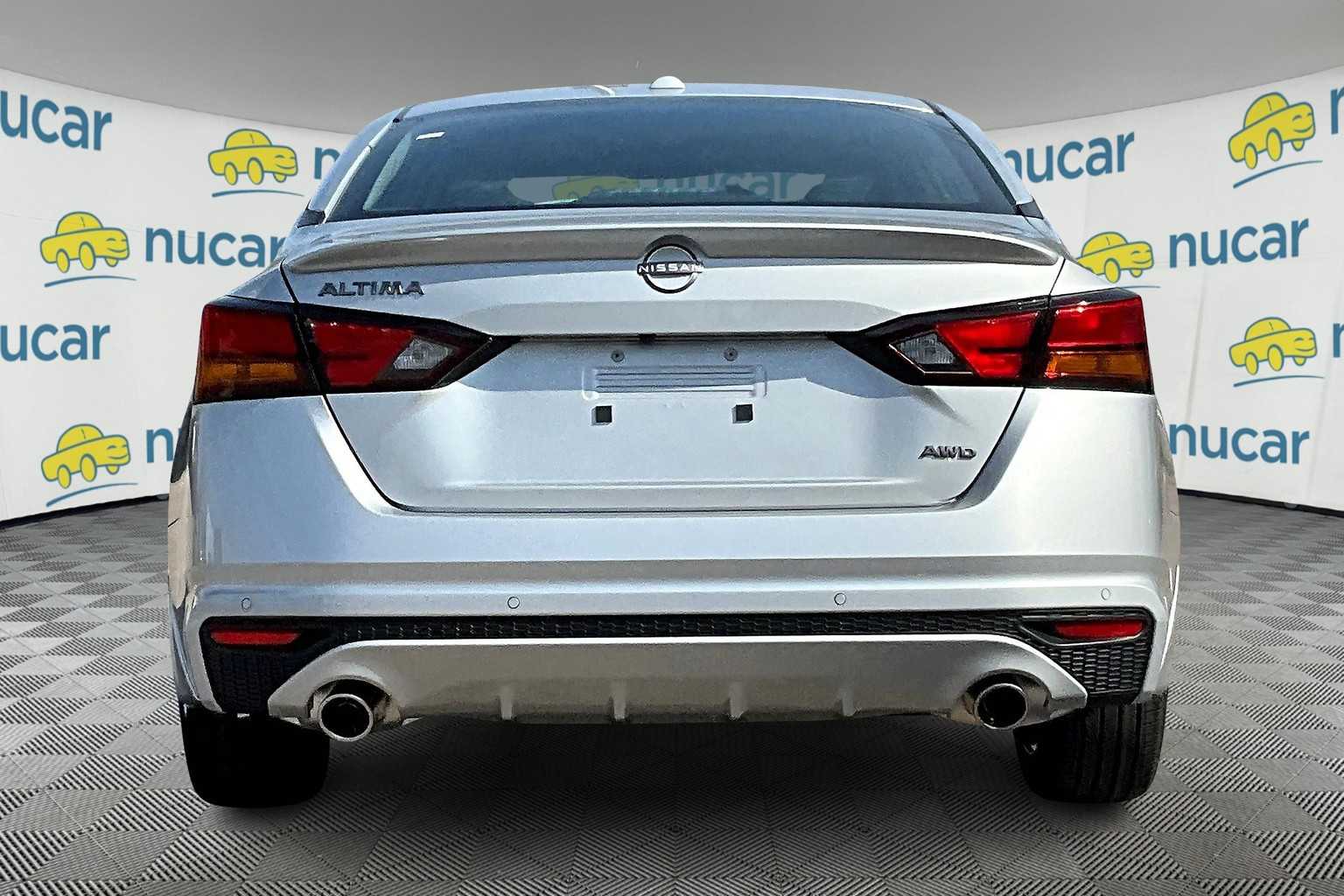 2025 Nissan Altima SV - Photo 6