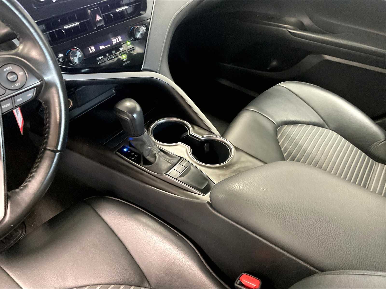 2023 Toyota Camry SE - Photo 20