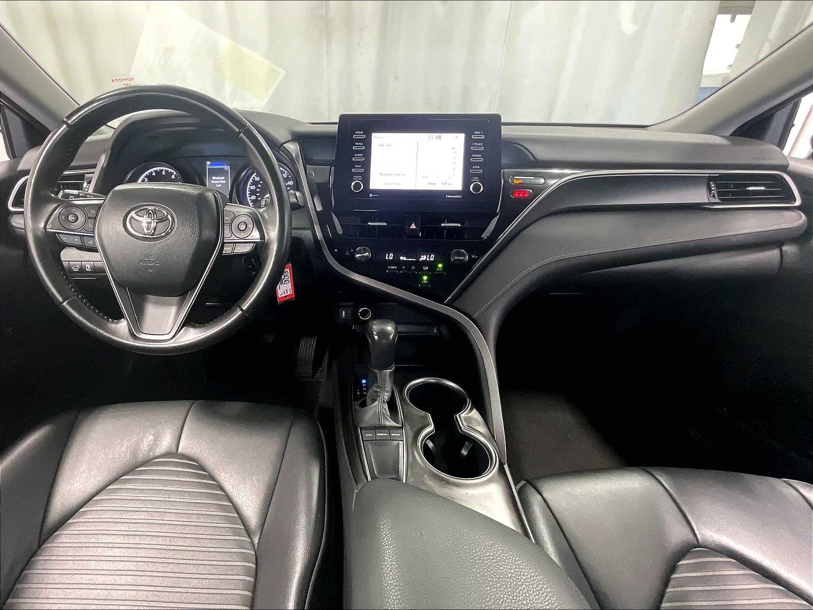 2023 Toyota Camry SE - Photo 21