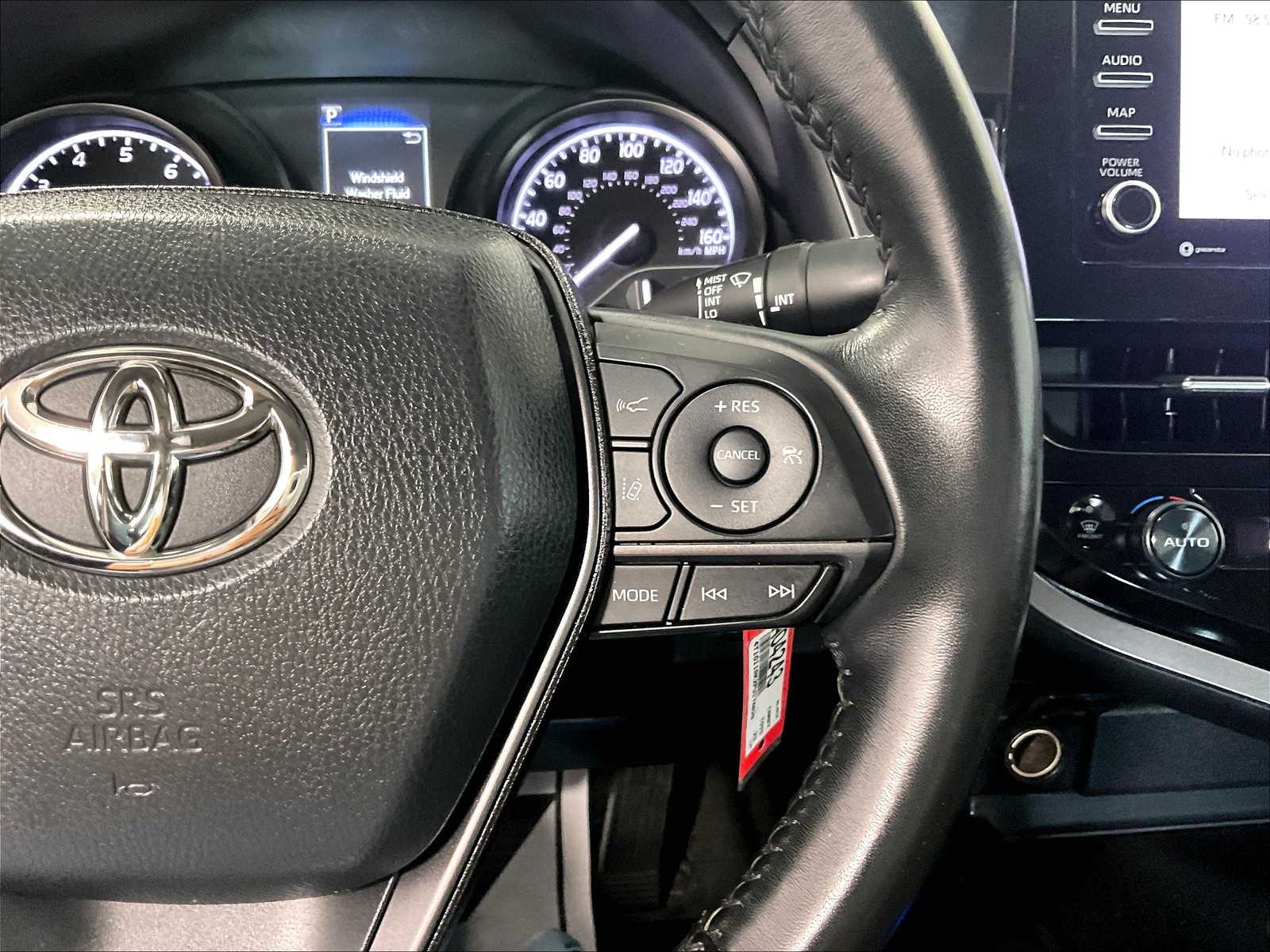 2023 Toyota Camry SE - Photo 23