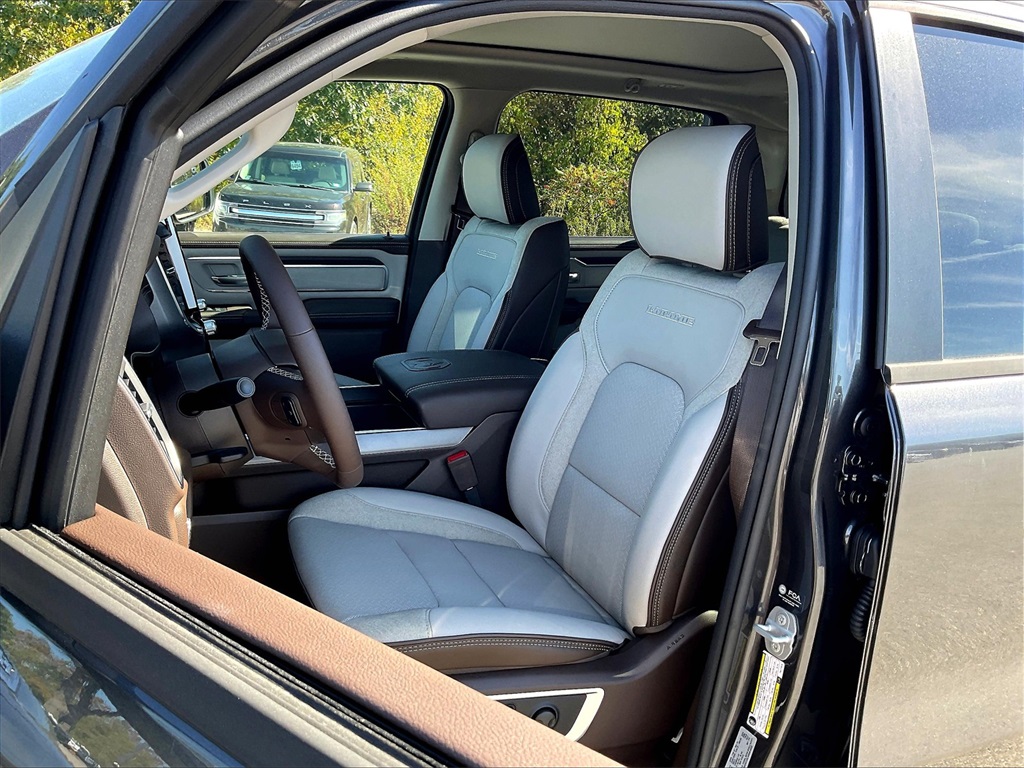 2026 Ram 1500 Laramie - Photo 11