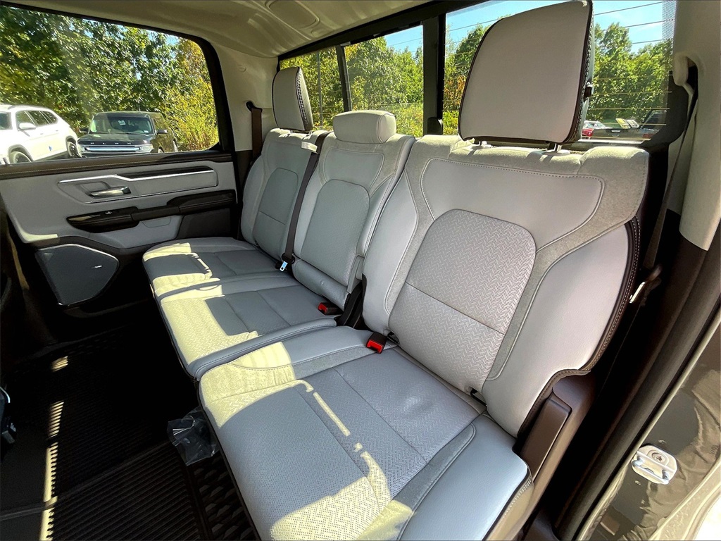 2026 Ram 1500 Laramie - Photo 15