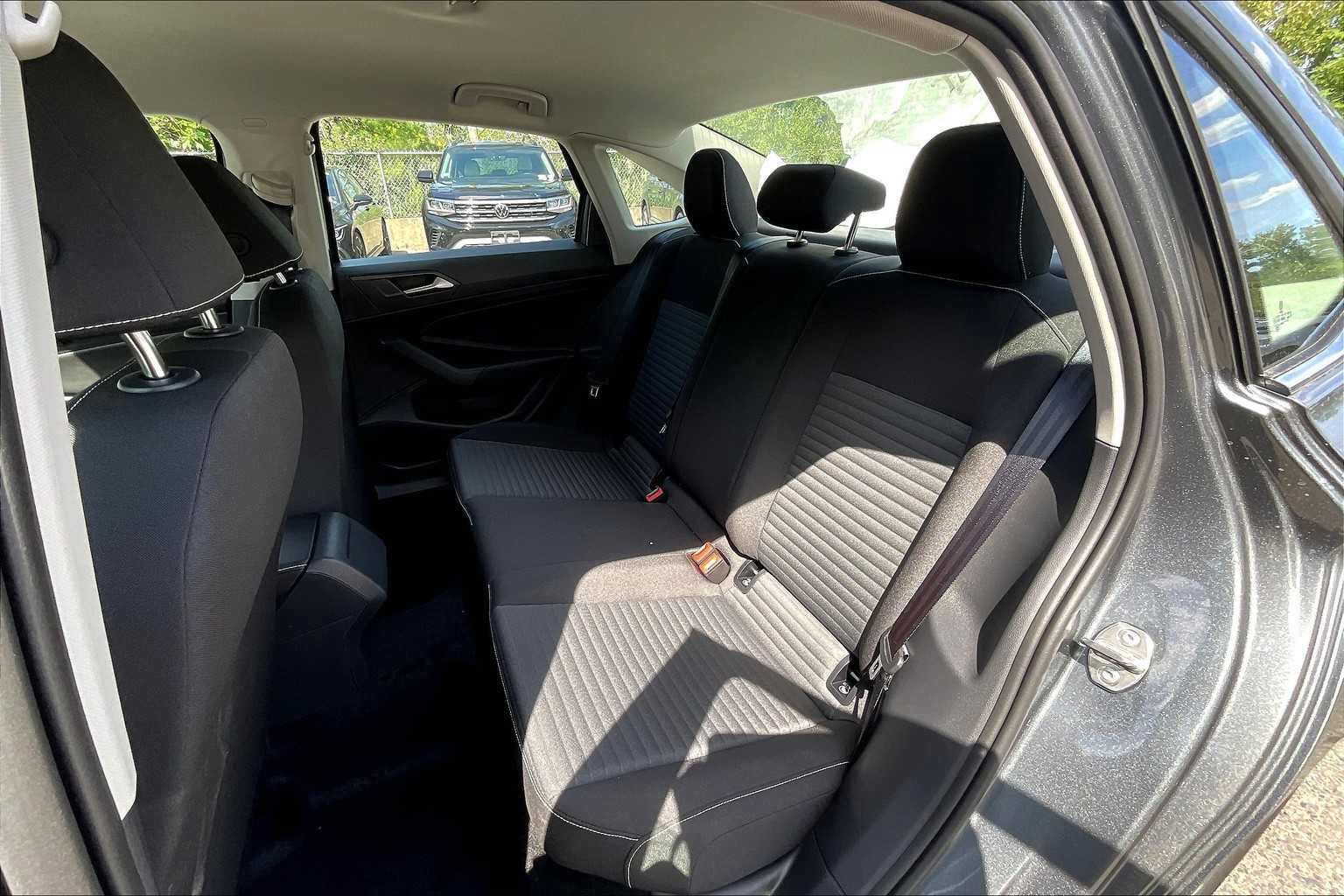2025 Volkswagen Jetta S - Photo 15