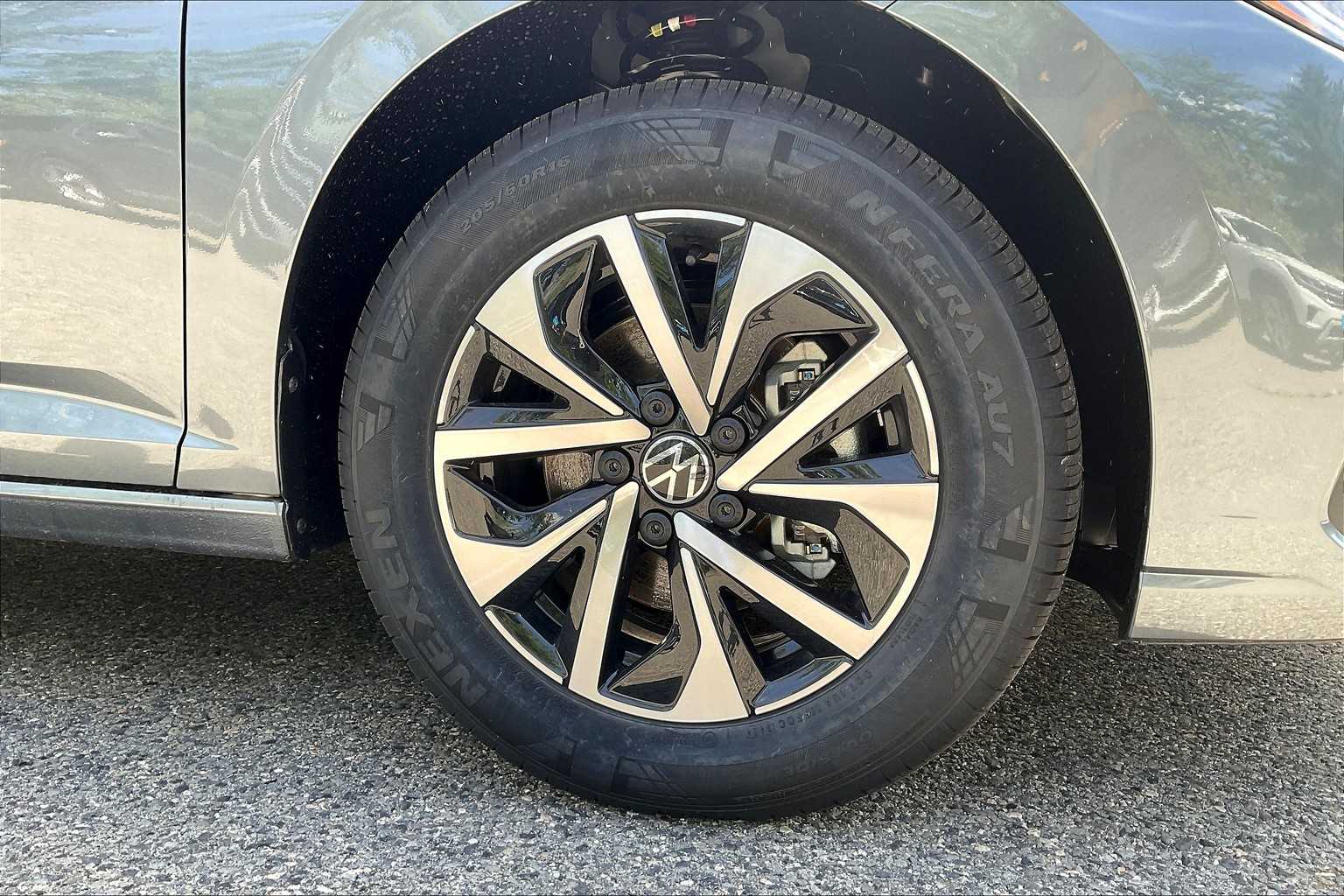 2025 Volkswagen Jetta S - Photo 8