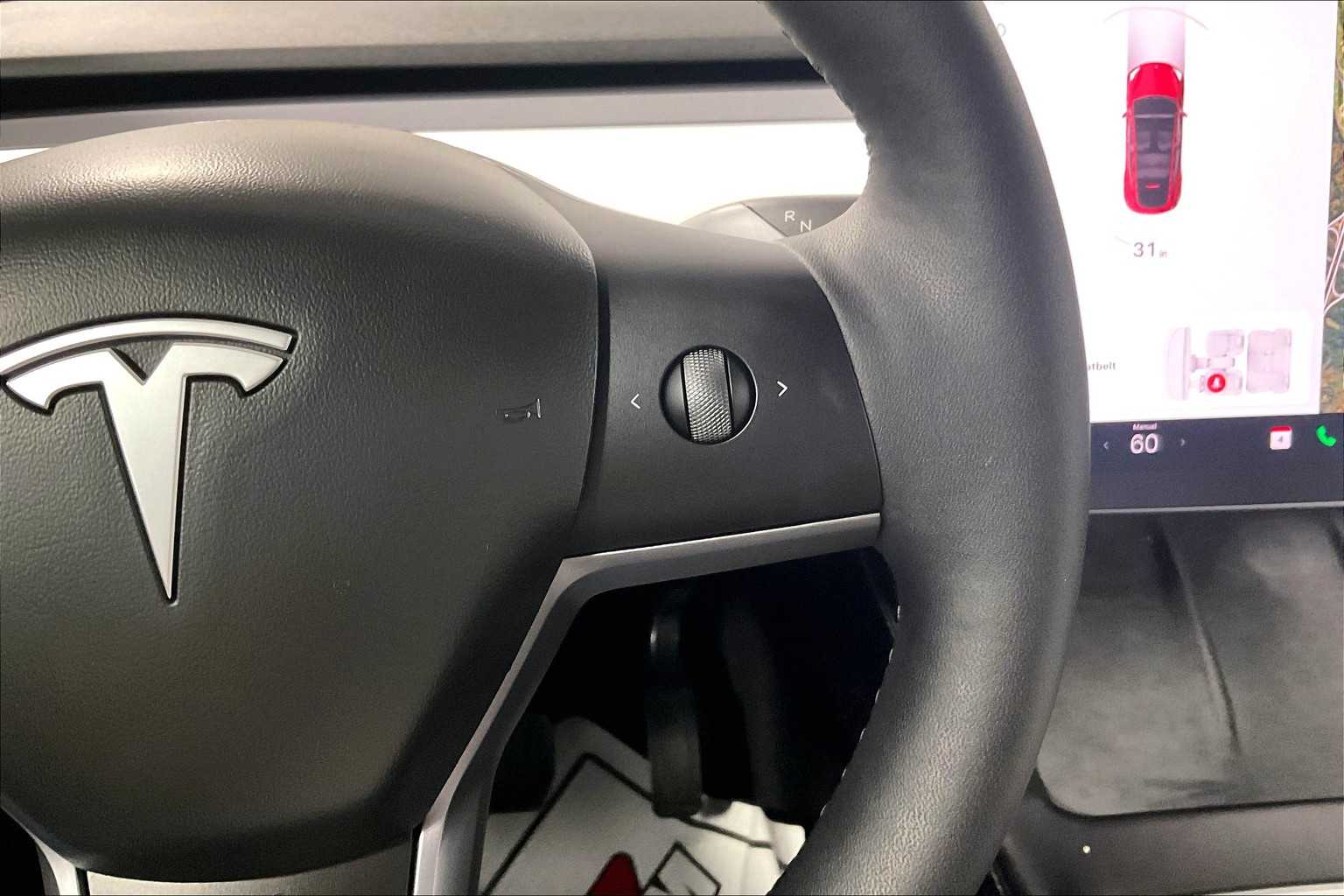 2021 Tesla Model Y Long Range - Photo 18