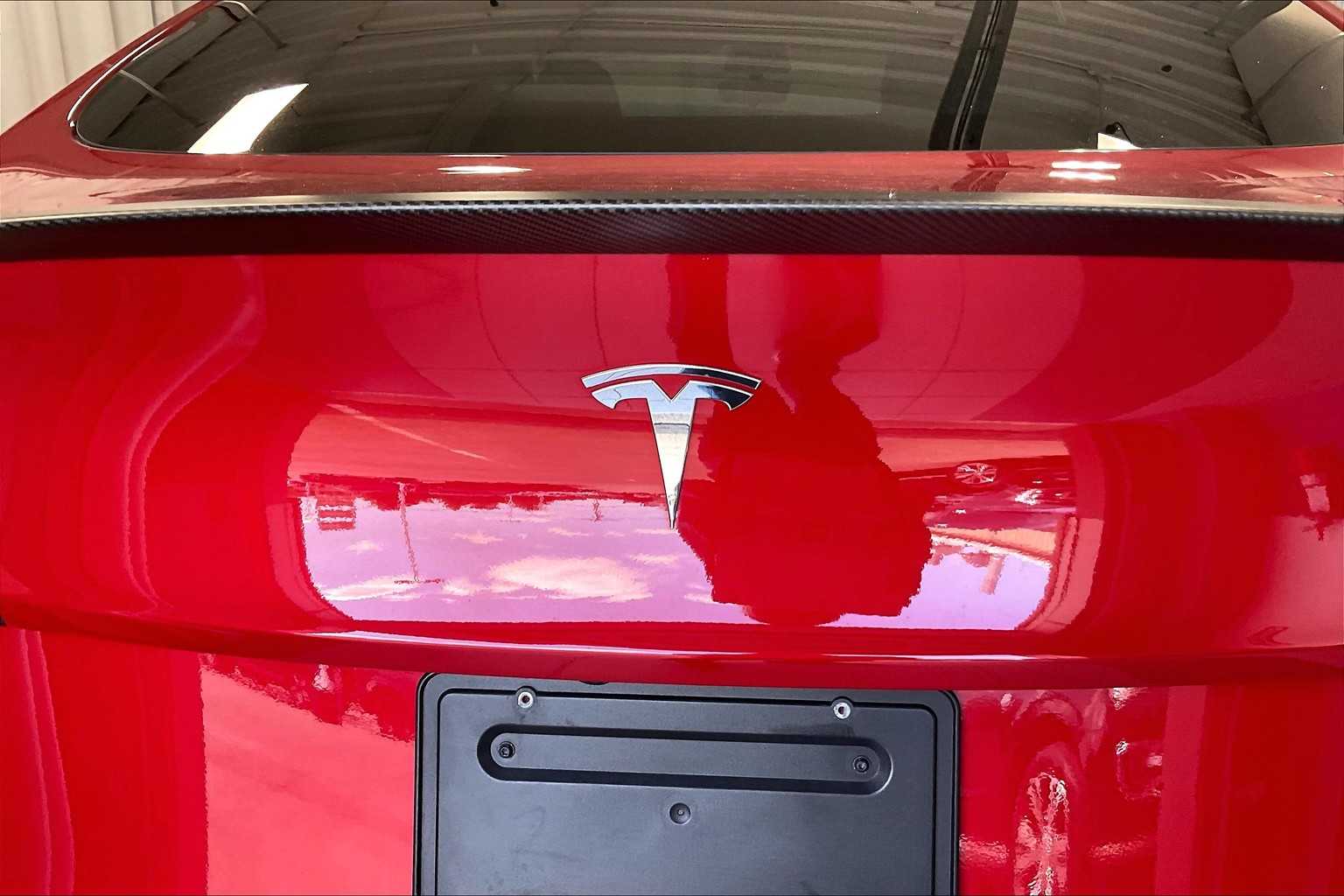 2021 Tesla Model Y Long Range - Photo 23