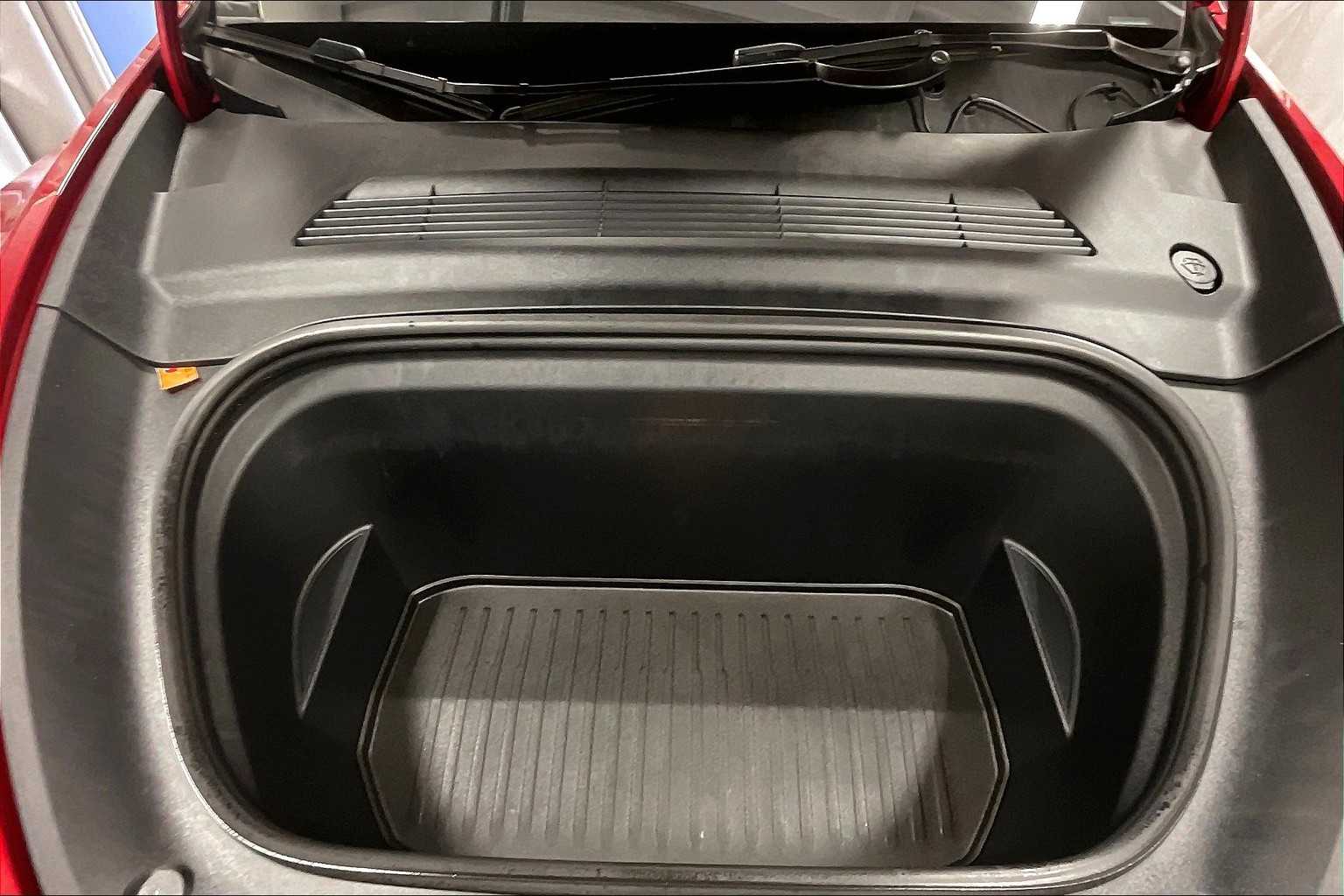 2021 Tesla Model Y Long Range - Photo 24