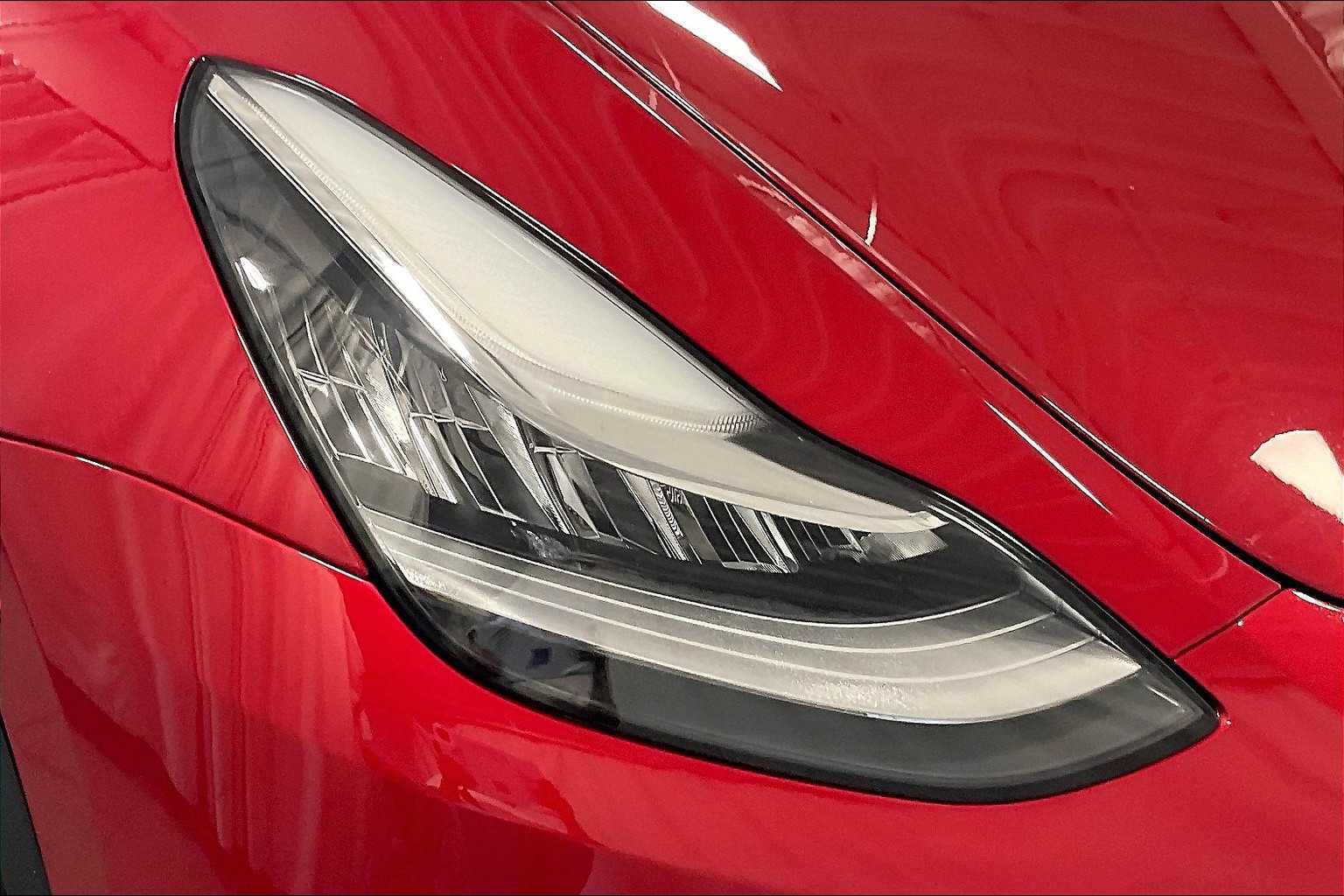 2021 Tesla Model Y Long Range - Photo 27