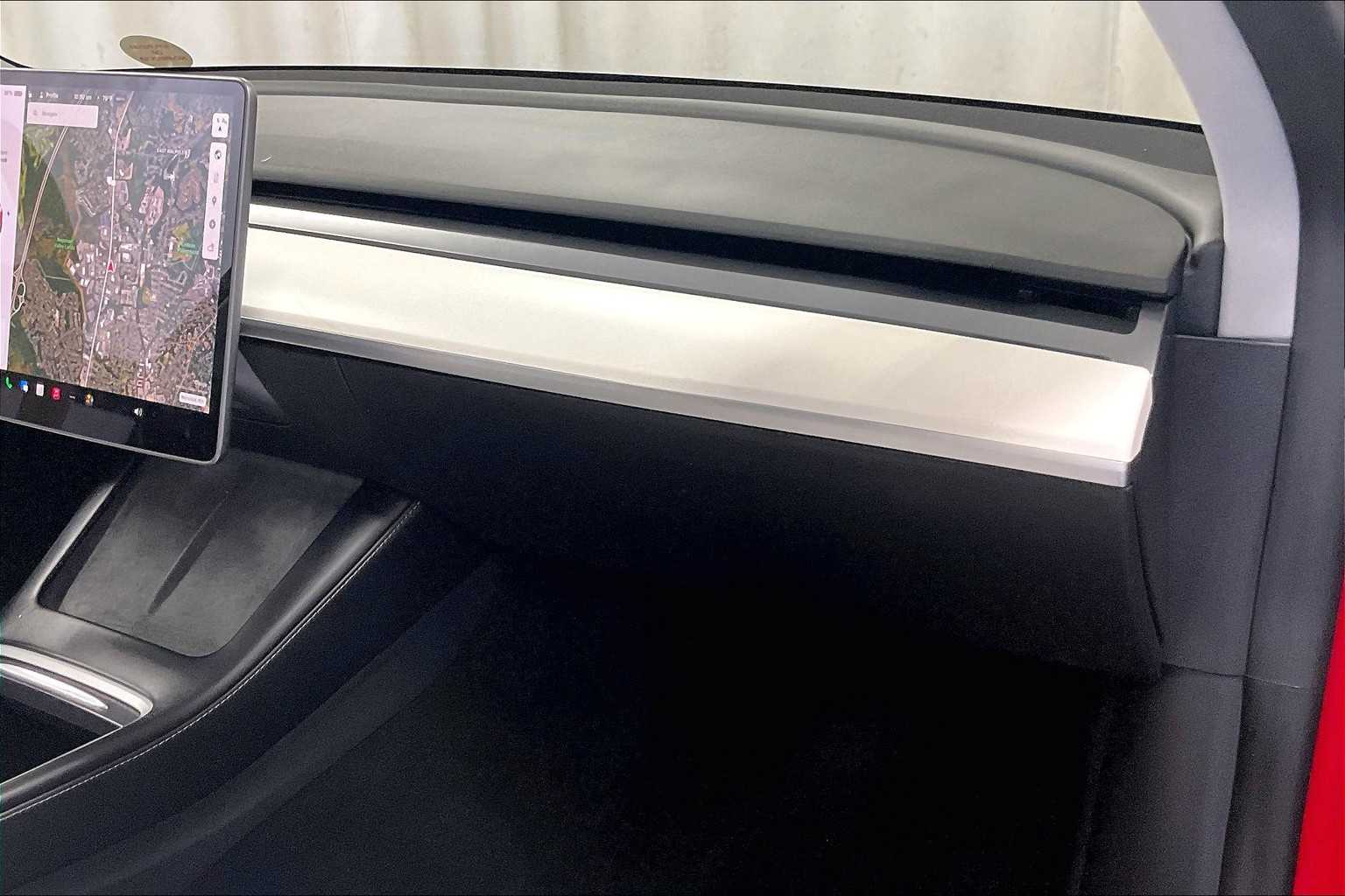 2021 Tesla Model Y Long Range - Photo 7