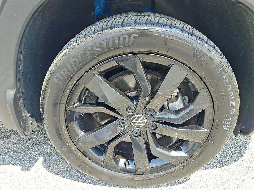 2022 Volkswagen Taos 1.5T SE - Photo 9