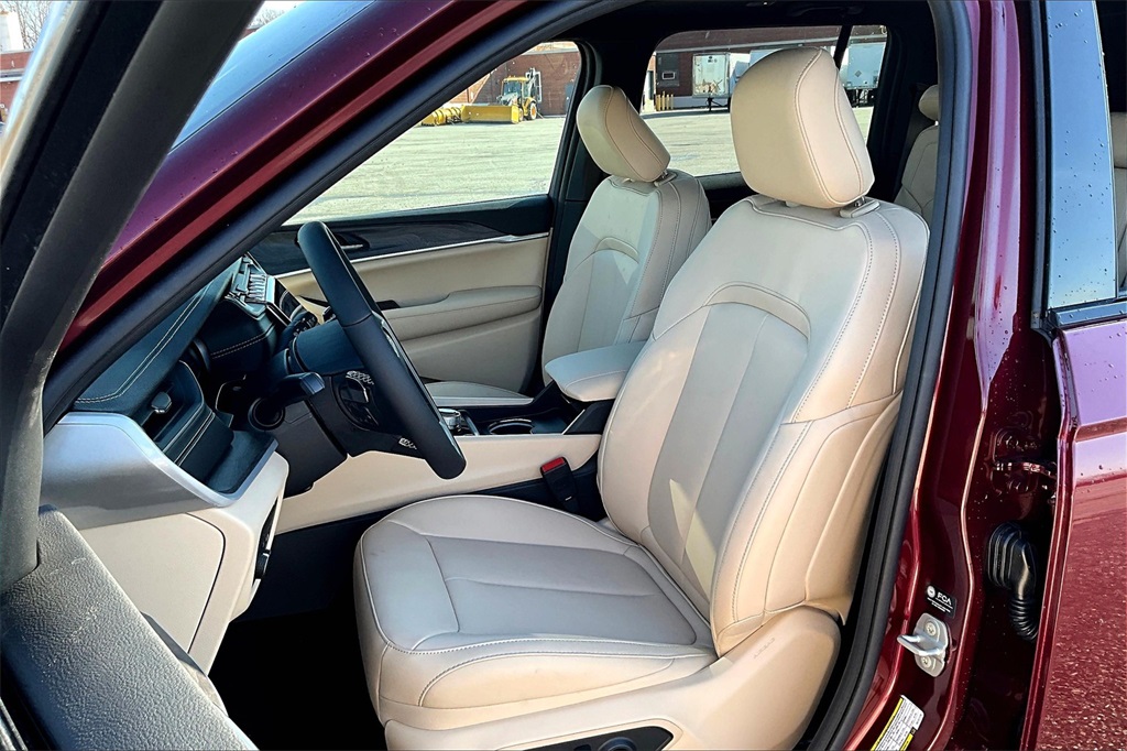 2024 Jeep Grand Cherokee 4xe - Photo 11