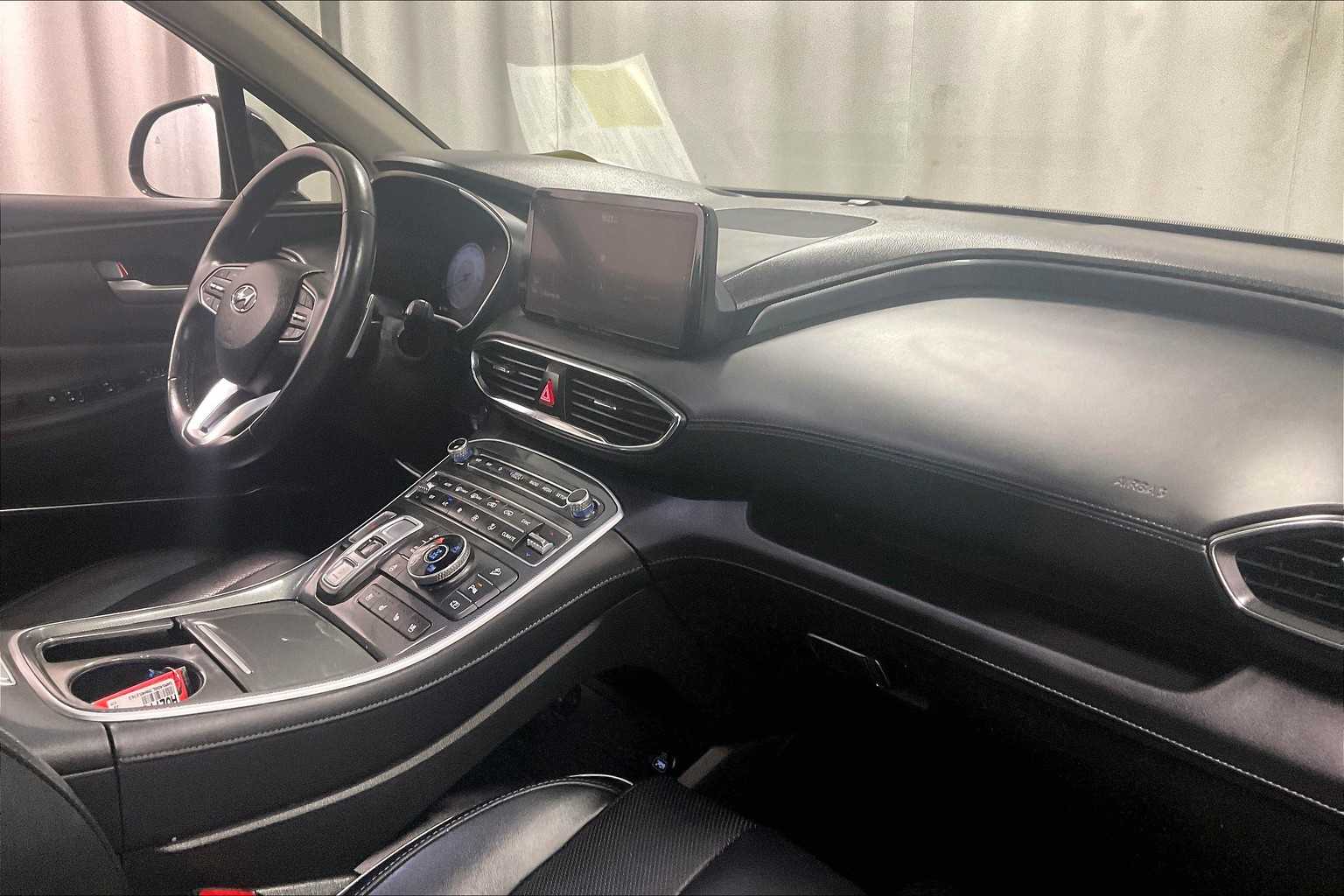 2022 Hyundai Santa Fe Limited - Photo 14