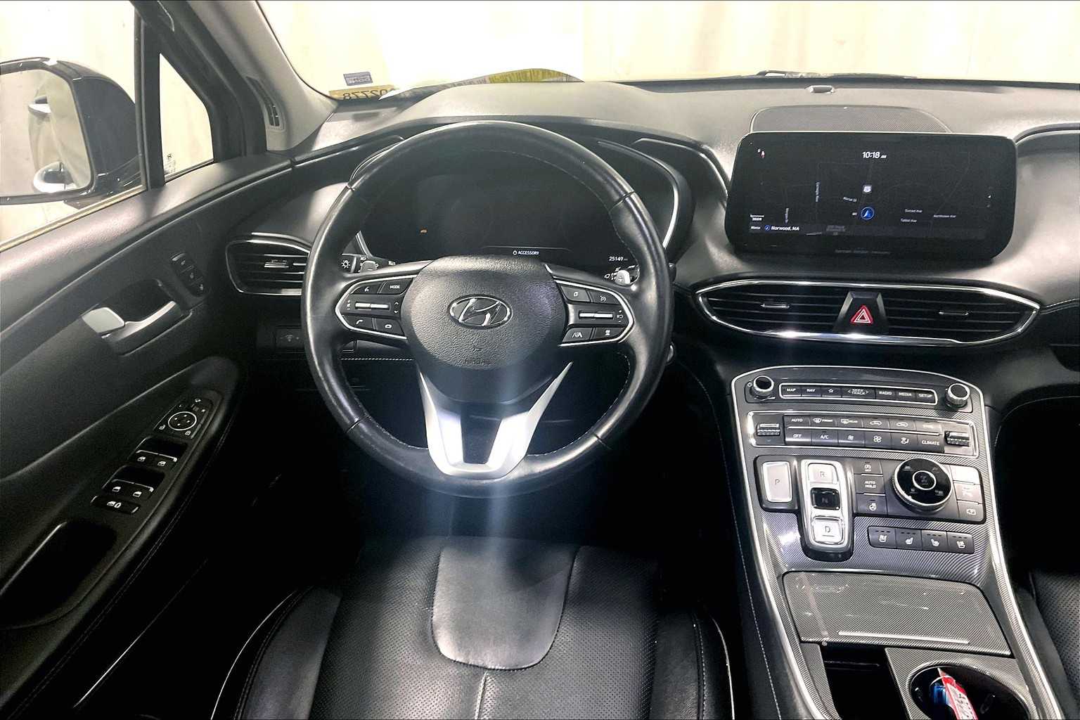 2022 Hyundai Santa Fe Limited - Photo 17