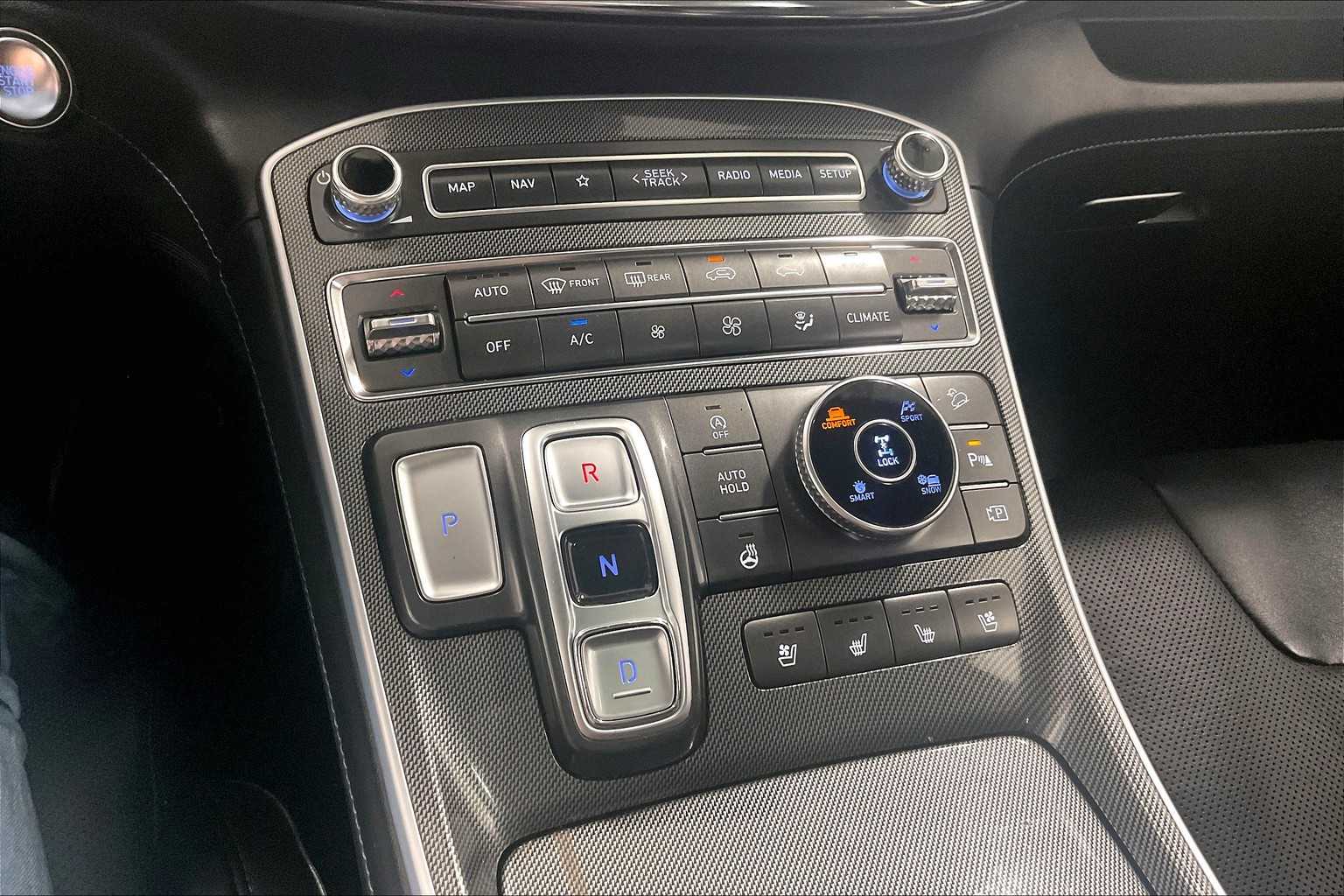 2022 Hyundai Santa Fe Limited - Photo 26