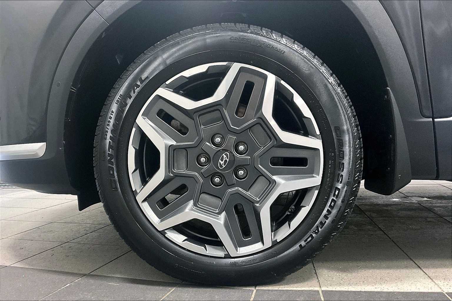2022 Hyundai Santa Fe Limited - Photo 7