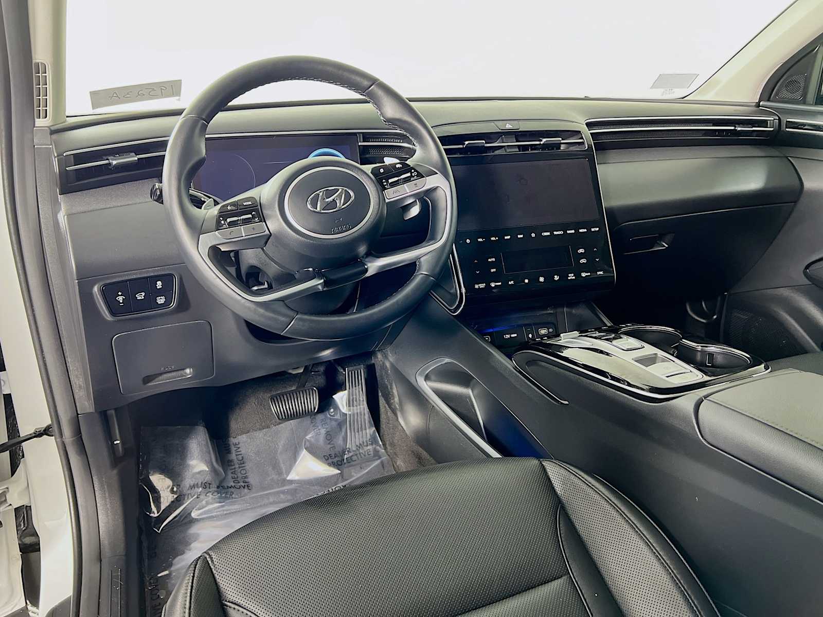 2024 Hyundai Tucson Hybrid Limited - Photo 9