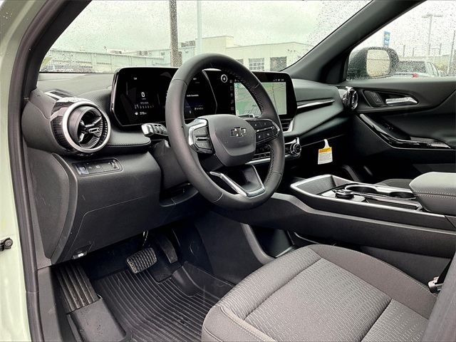 2026 Chevrolet Equinox LT - Photo 8