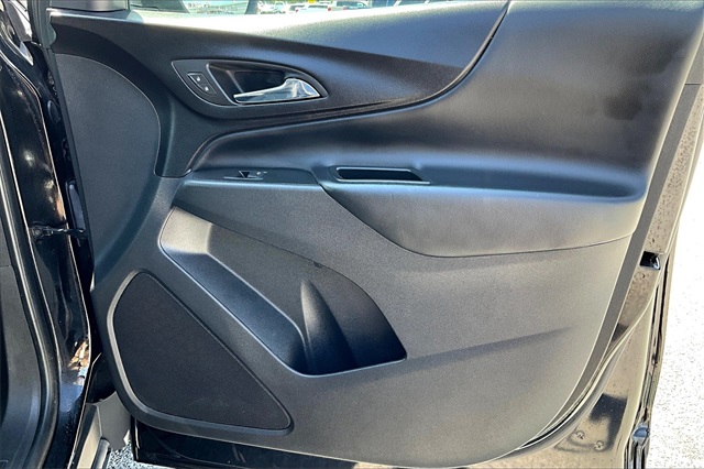2022 Chevrolet Equinox LT - Photo 12