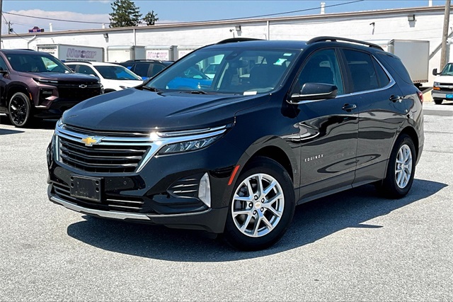 2022 Chevrolet Equinox LT - Photo 2
