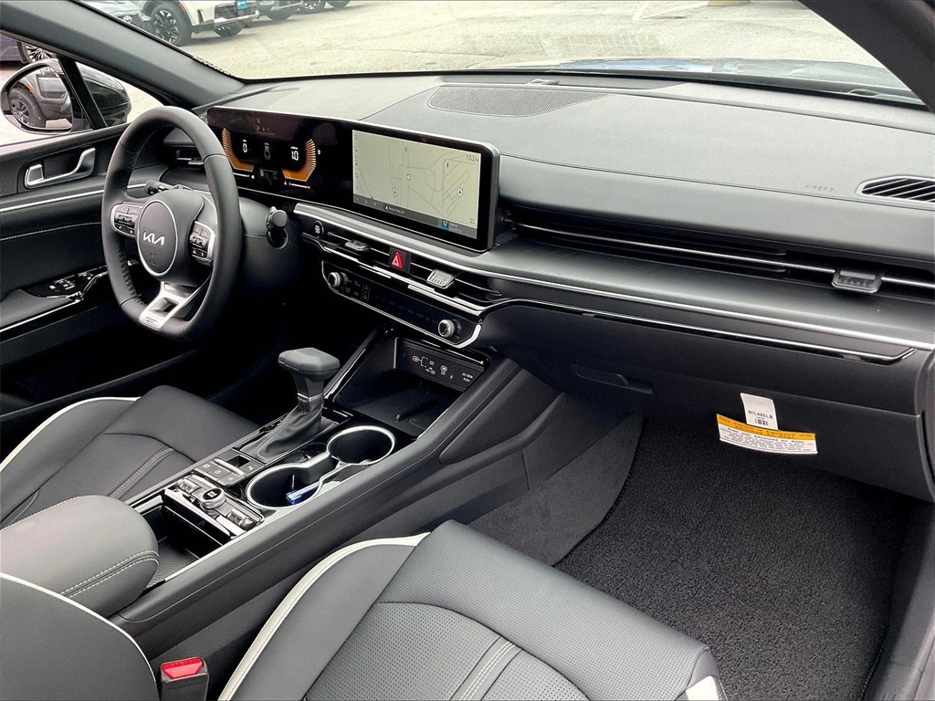 2026 Kia K5 GT-Line - Photo 10